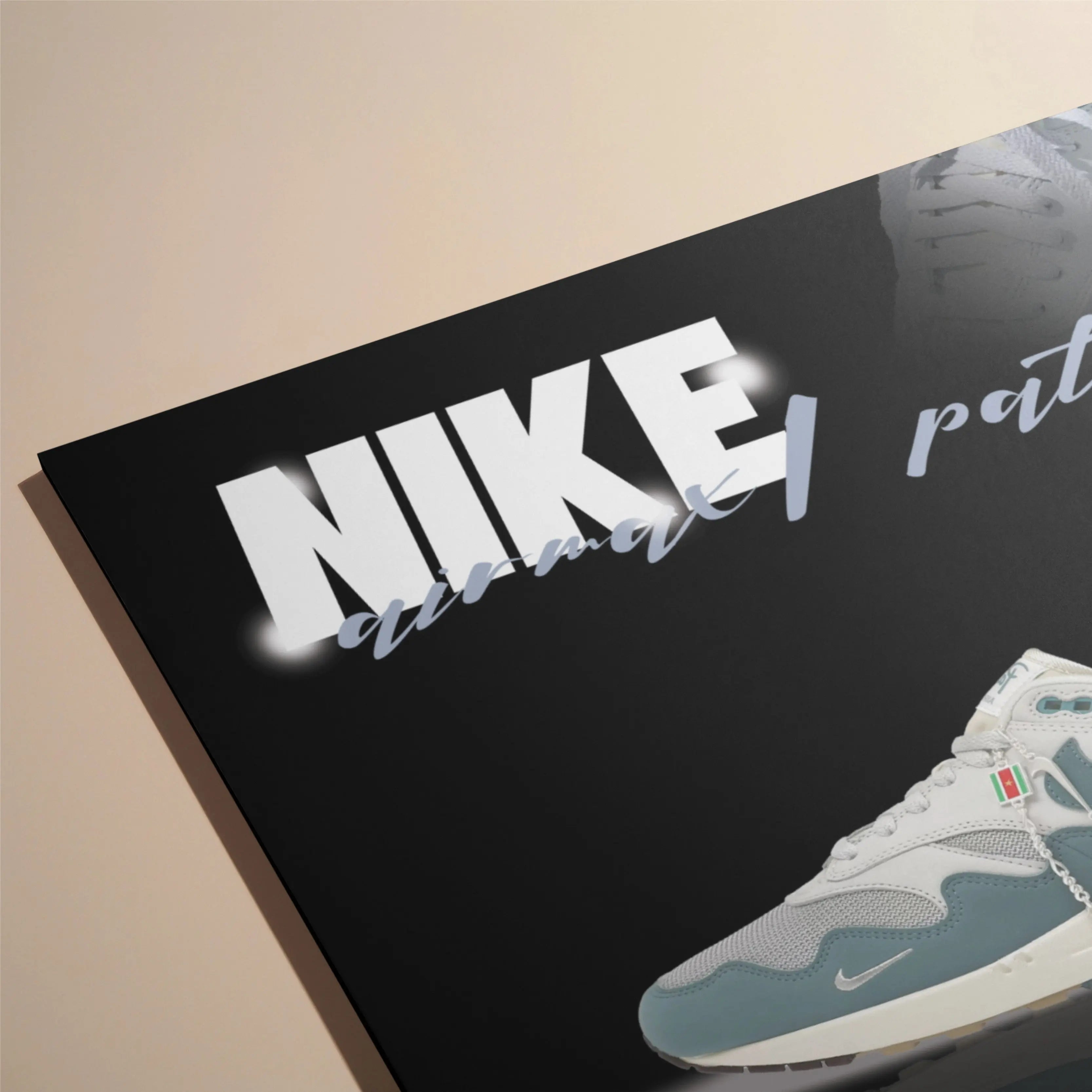 Cadre sneakers | Nike x Patta Air Max One Bleu Wallkicks