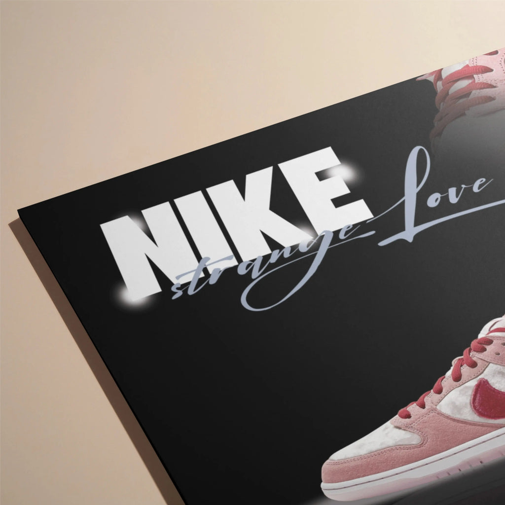 Cadre sneakers | Nike Dunk Strange Love Wallkicks